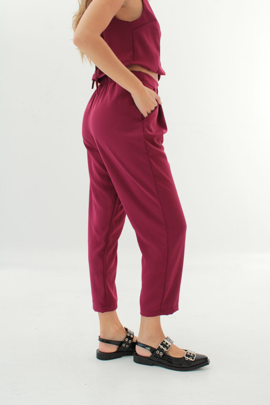 KAREN - SASTRERO LUCAN