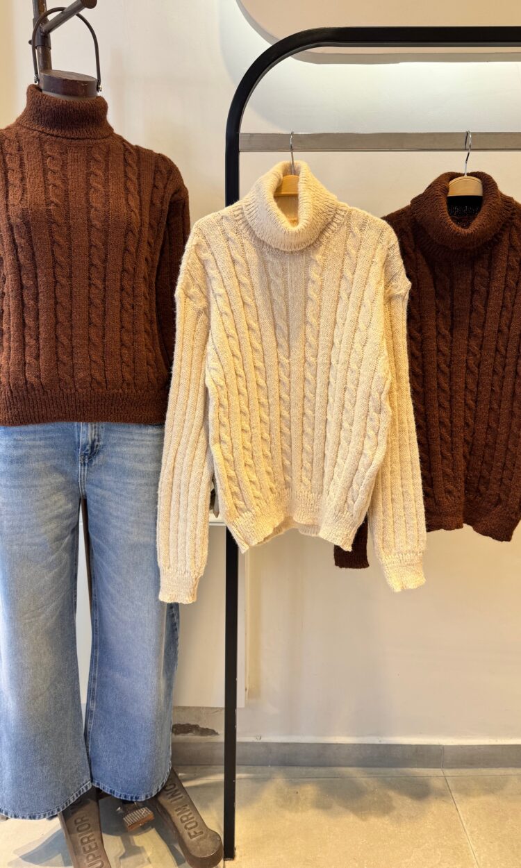 SW OCHITOS - POLERON LARGO OCHITOS LANA BRUSH