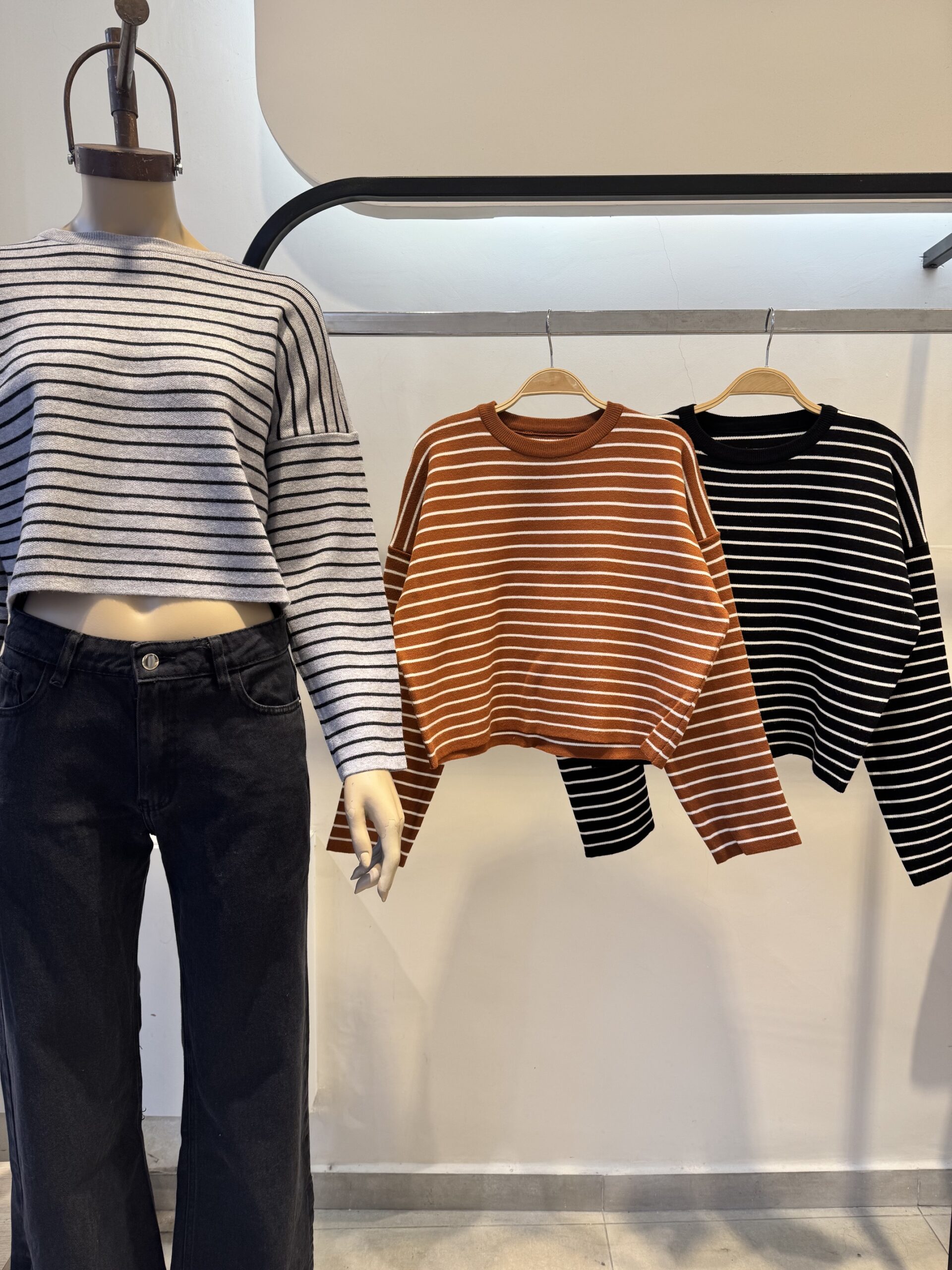 SW EVELIN - CROP RAYAS FINAS DOBLE BREMER