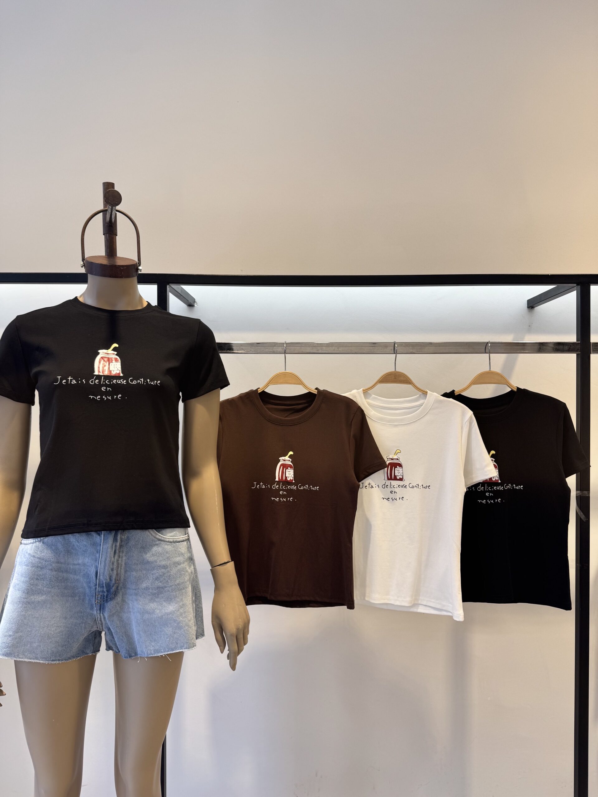 ROMA - REM IMPORTADA ESTAMPADA REGULAR FIT