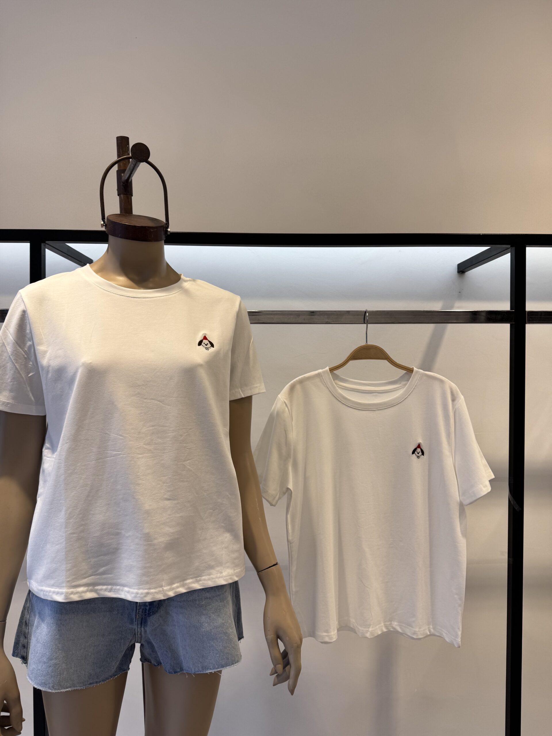 DINA - REM IMPORTADA BORDADA BOXY FIT