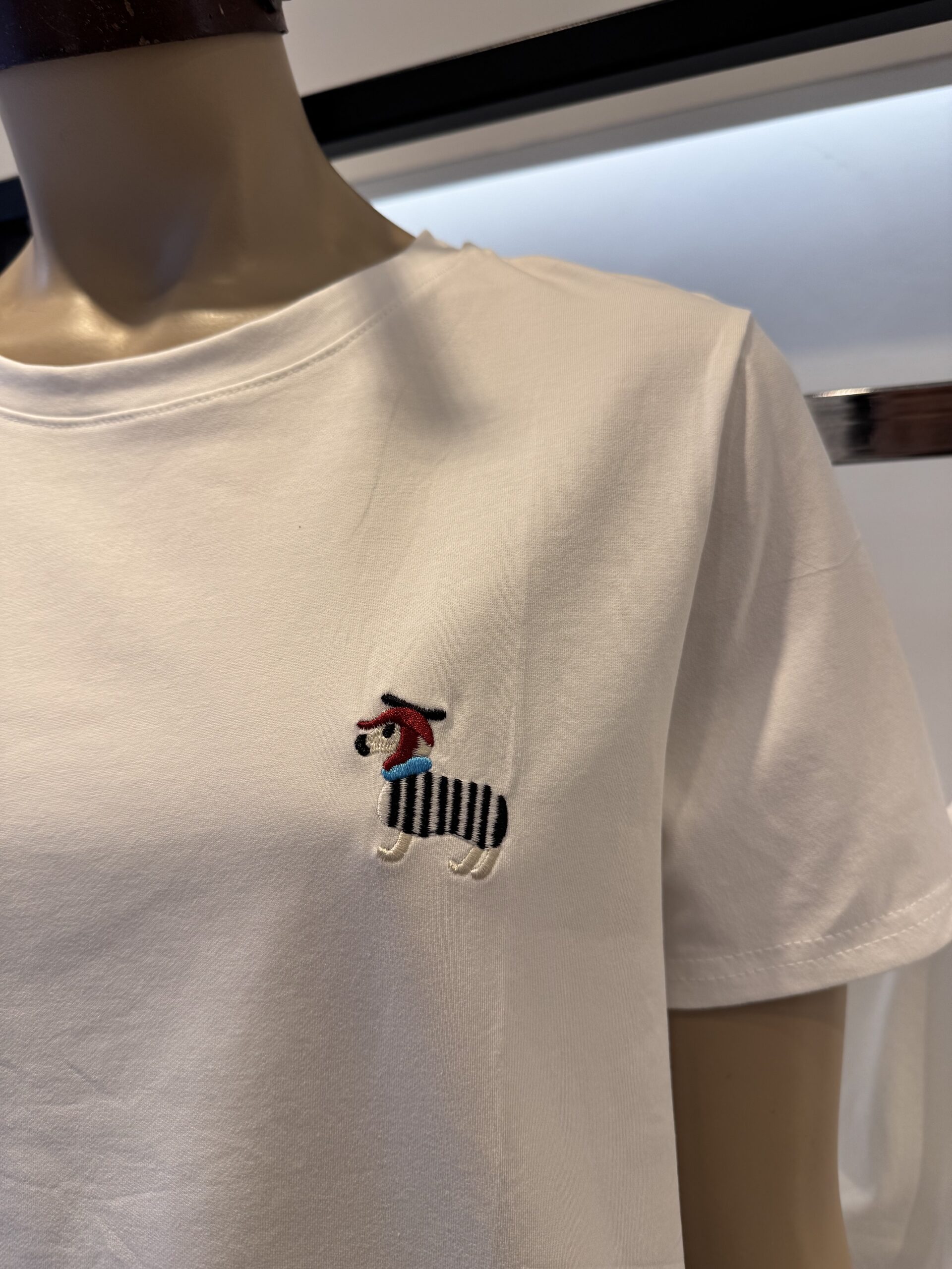 SALCHI - REM IMPORTADA BORDADA BOXY FIT
