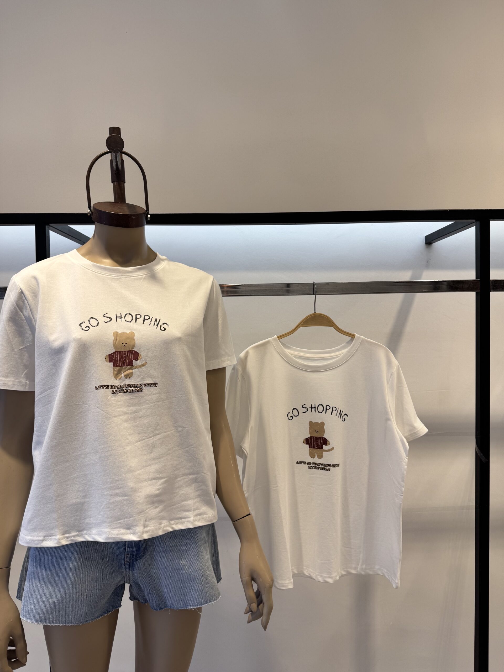 NANA - REM IMPORTADA ESTAMPADA BOXY FIT