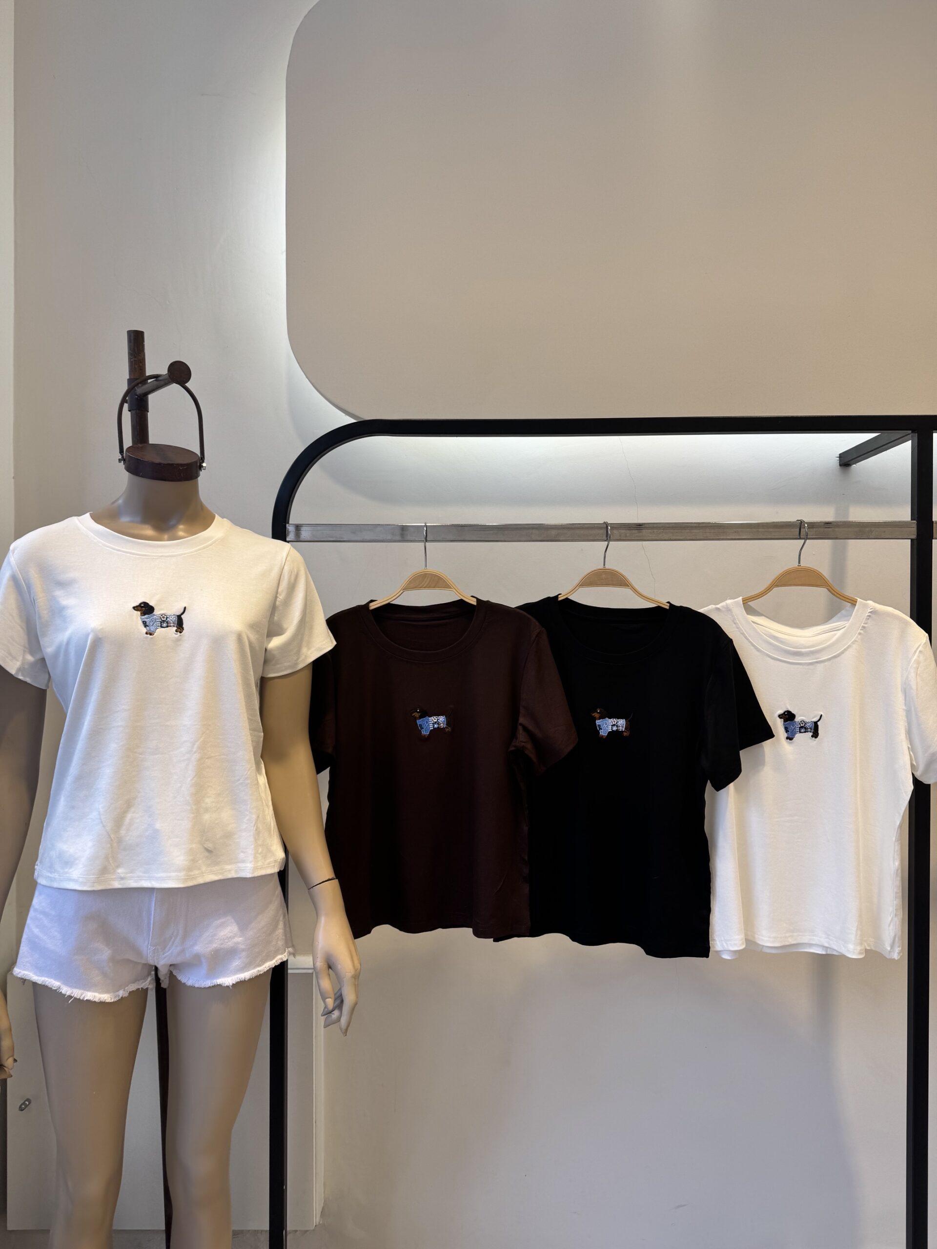 FRIDA - REM IMPORTADA BORDADA BOXY FIT