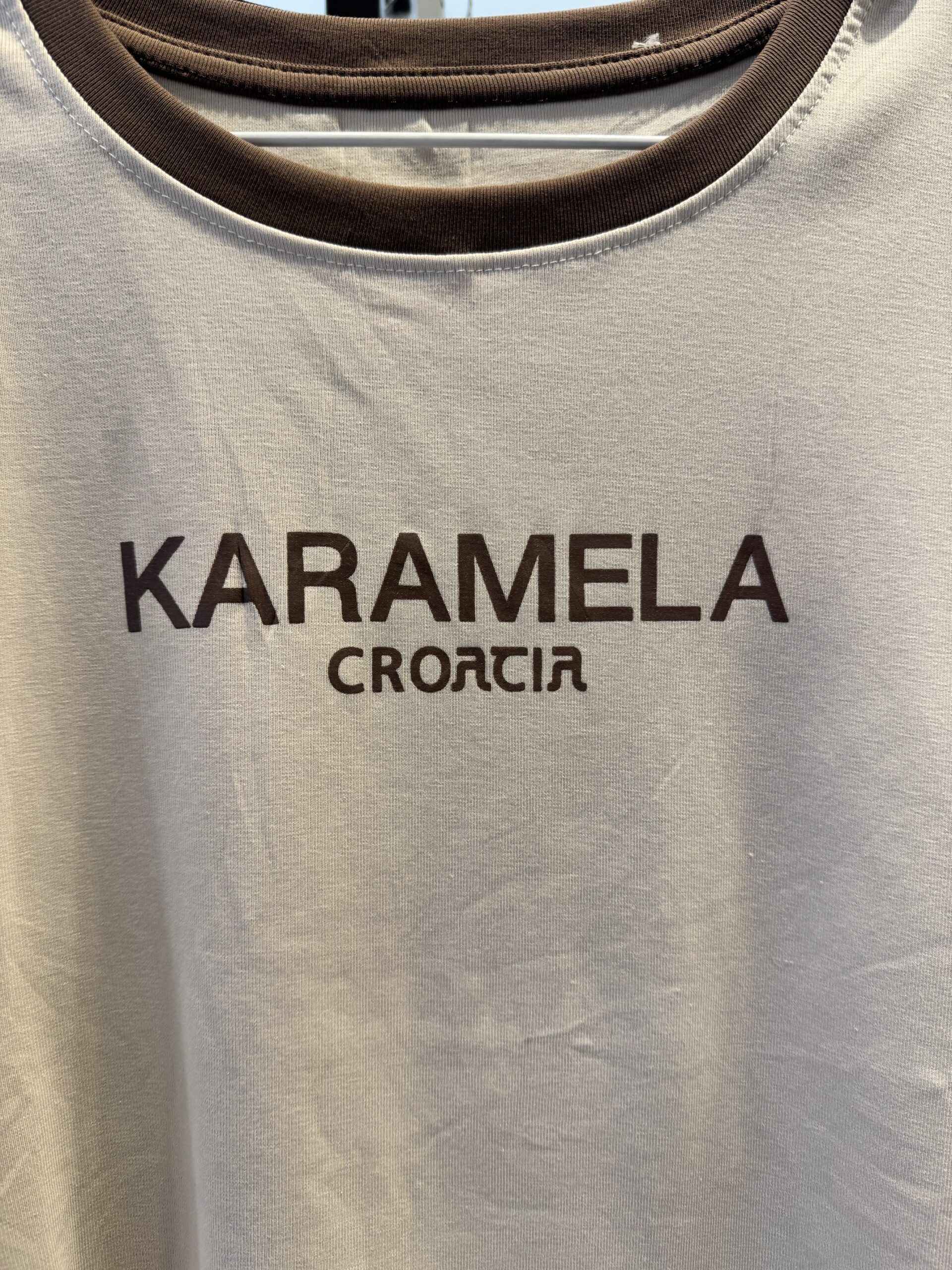 CARAMELO - REM IMPORTADA ESTAMPADA BOXY FIT