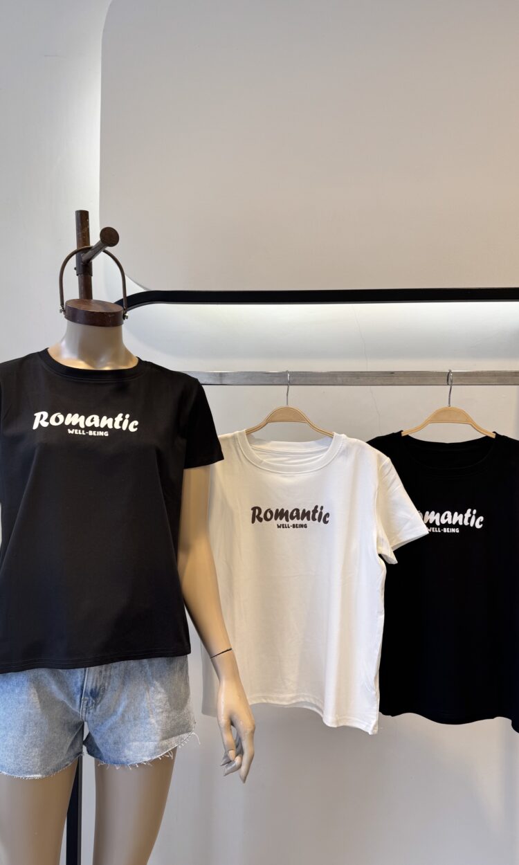 ROMANTIC - REM IMPORTADA ESTAMPADA REGULAR FIT