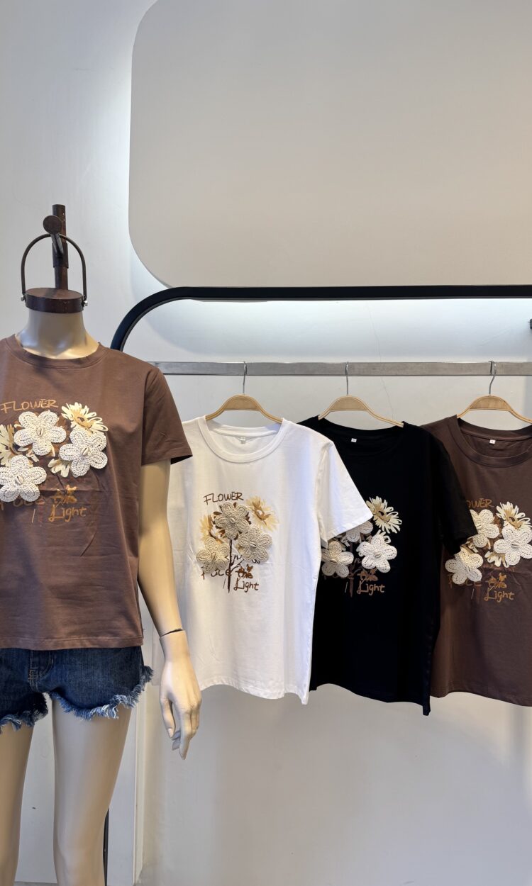 FLOR - REM IMPORTADA CON APLIQUE CROCHET BOXY FIT