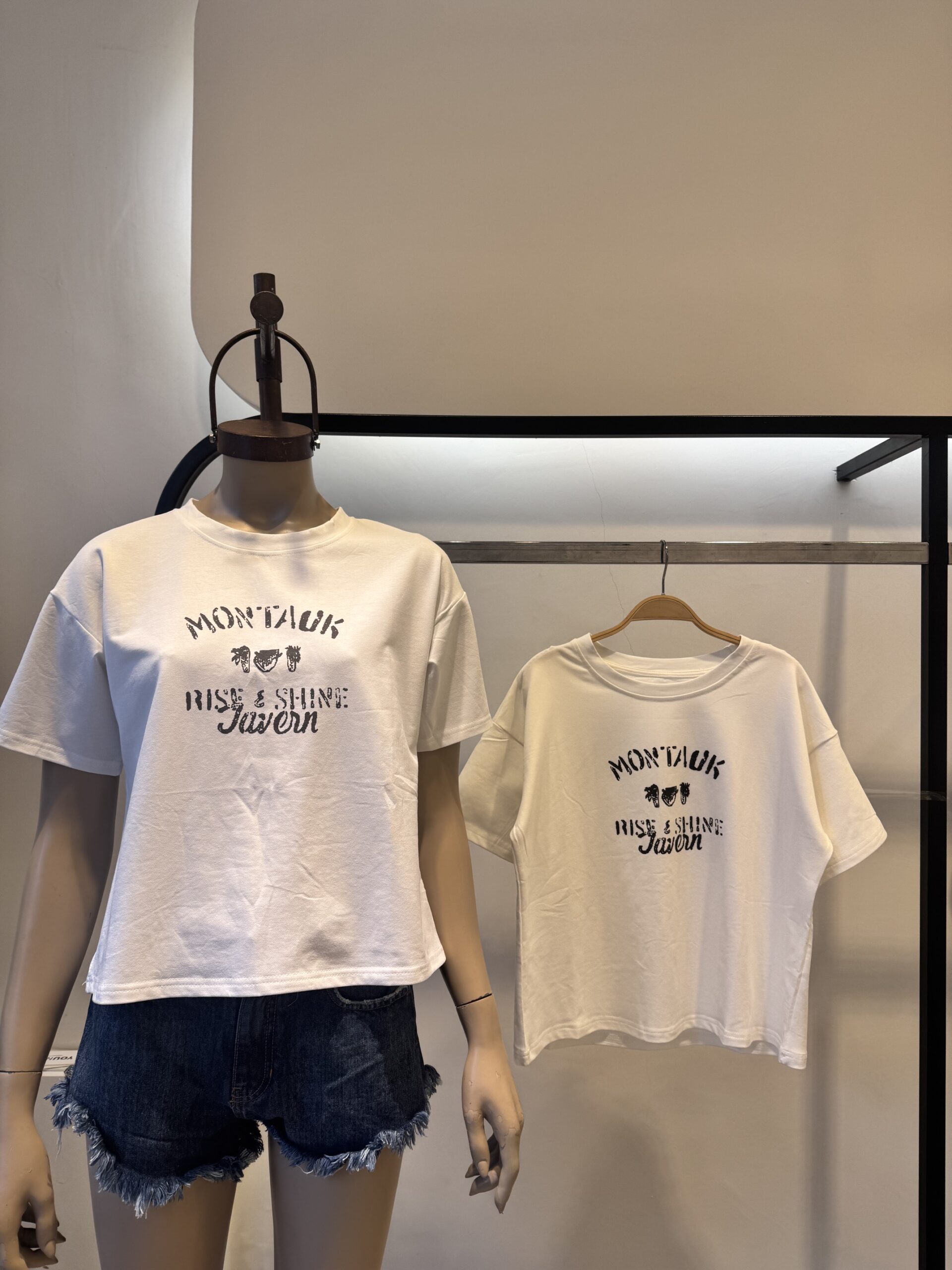 MONICA - REM IMPORTADA ESTAMPADA BOXY FIT