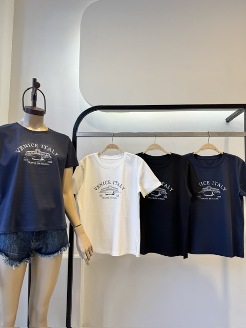 ITALY - REM IMPORTADA ESTAMPADA BOXY FIT