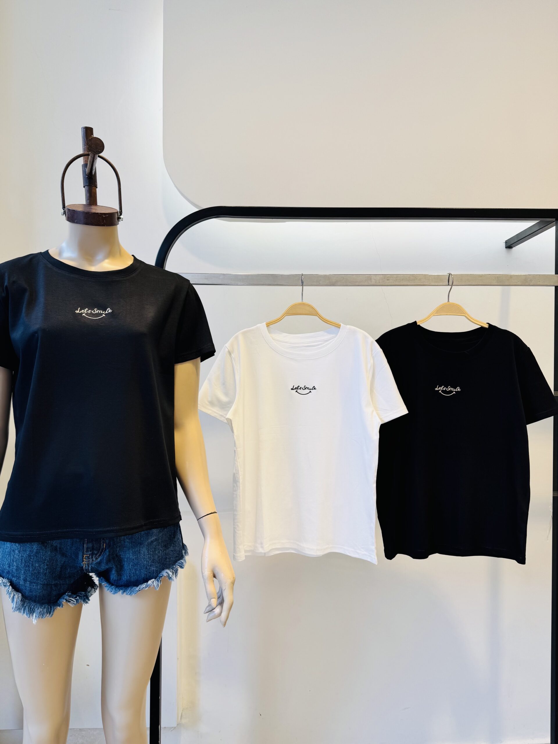 TIFANI - REM IMPORTADA BORDADA REGULAR FIT